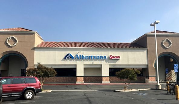 Highland Village Plaza: 7195 Boulder Ave, Highland, CA 92346